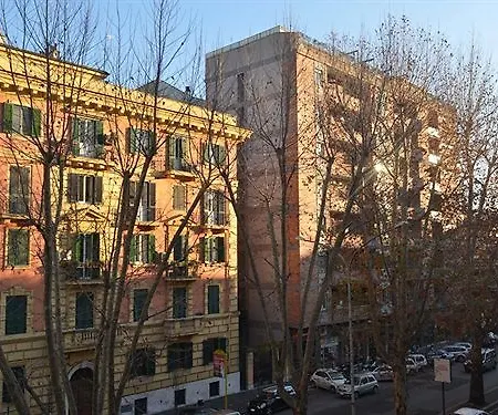 House In Domus Romana Pensión