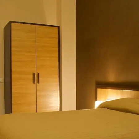 Gasthuis House In Domus Romana