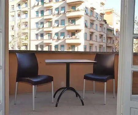 בית הארחה House In Domus Romana רומא